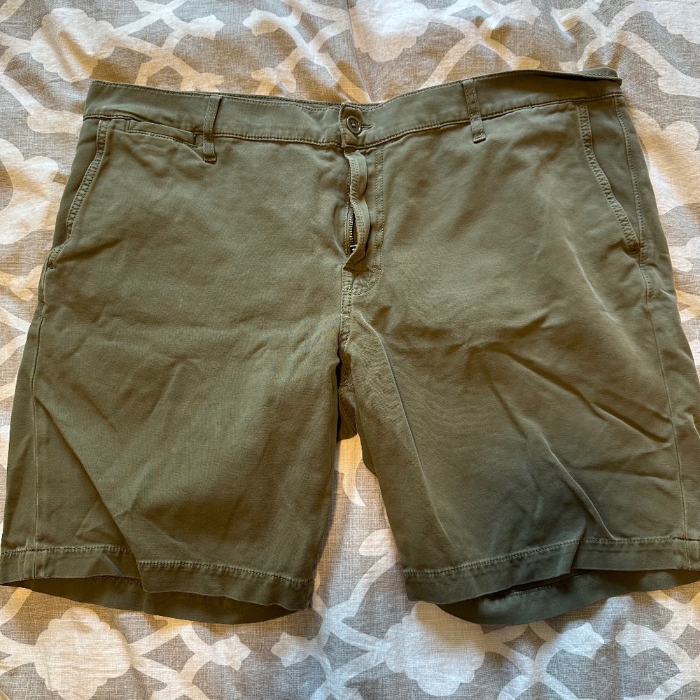 7 for All Mankind Men’s Shorts